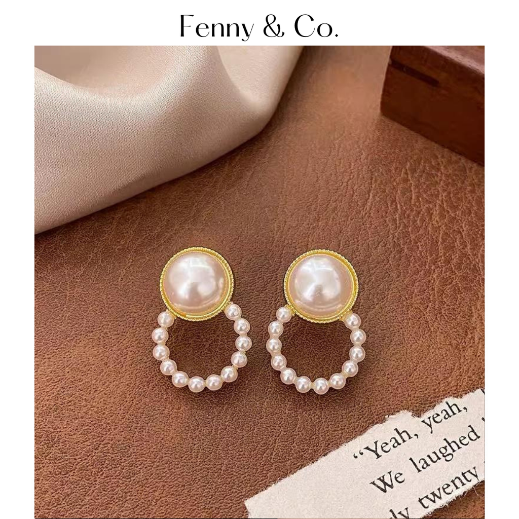Khuyên Tai Ngọc Trai Đính Hạt Sang Trọng - Thiết Kế Nữ Tính, Tinh Tế  Fenny & Co